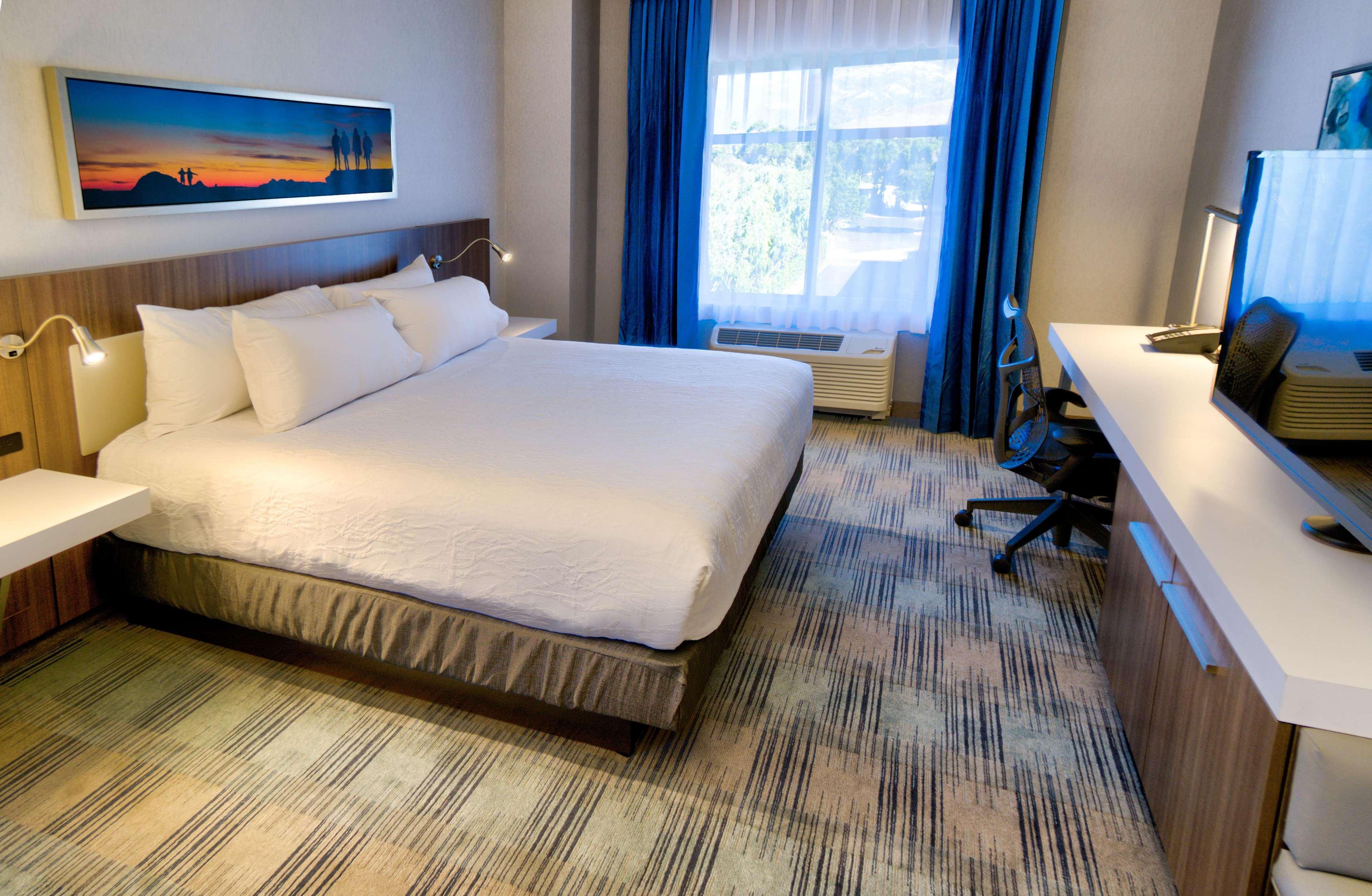 Hilton Garden Inn Santa Barbara/Goleta Eksteriør billede