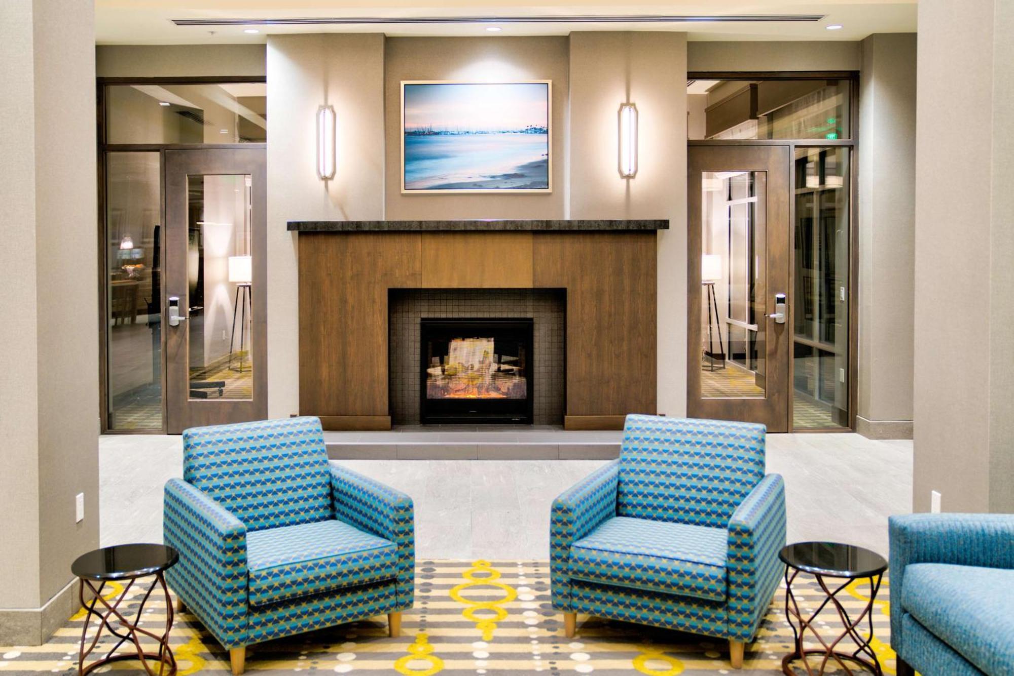 Hilton Garden Inn Santa Barbara/Goleta Eksteriør billede